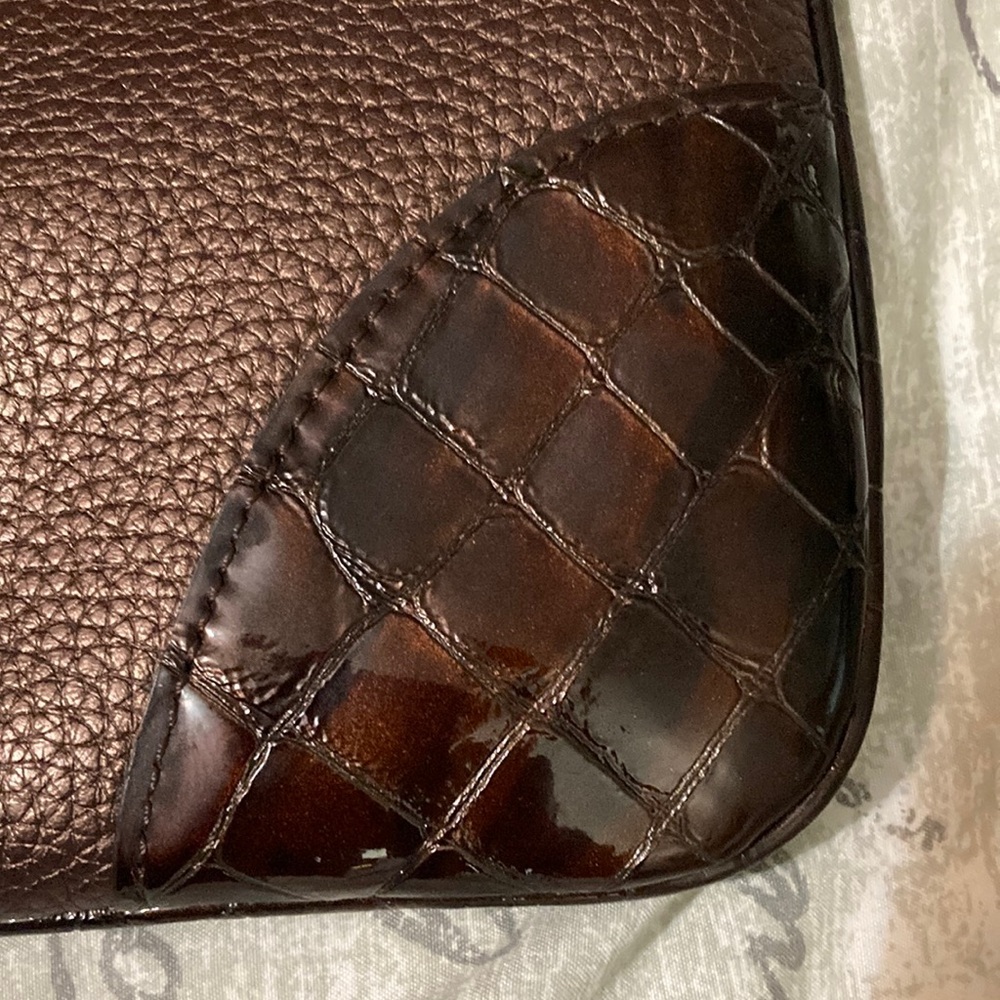 Brighton EUC Peyton Faux Crocodile Pebbled Leather Copper/Brown Bag with charm. - Picture 5 of 14